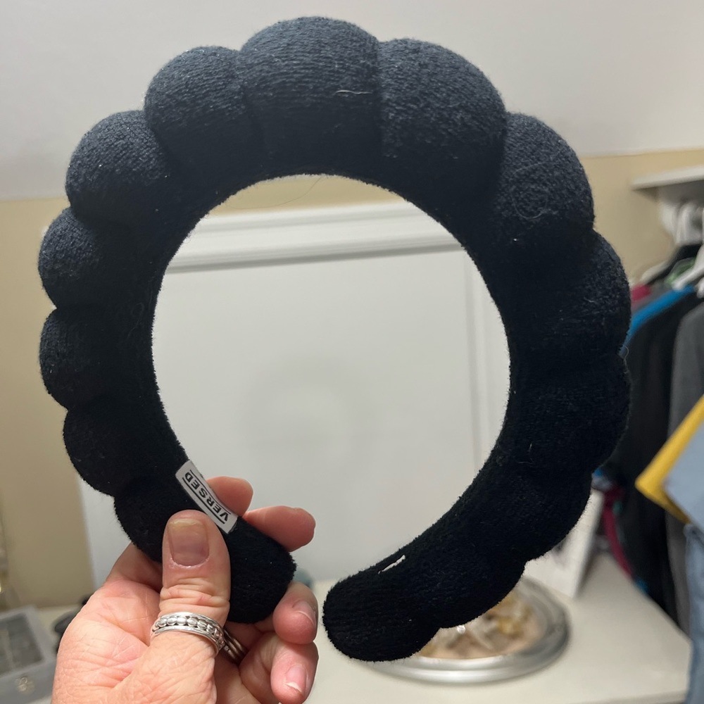 Versed headband